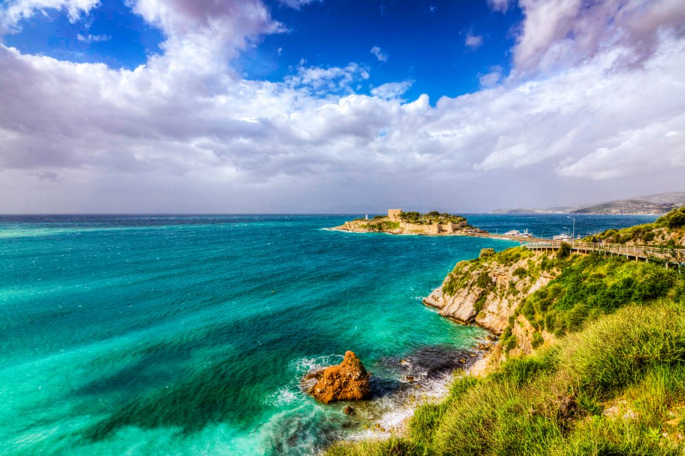Güvercinada ve kalesi, Kuşadası